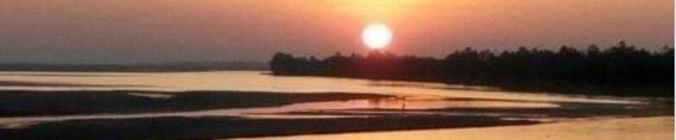 গোধুলী লগ্নে অপরুপা লক্ষ্মীটারী ইউনিয়নের তিস্তা নদীর উপর শংকরদহ ওয়ার্ড