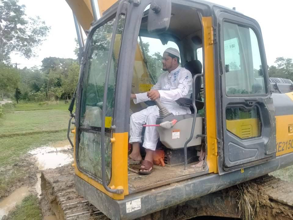 মমতাজগঞ্জ-দনা রাস্তা কাজের উদ্বোধনী ছবি