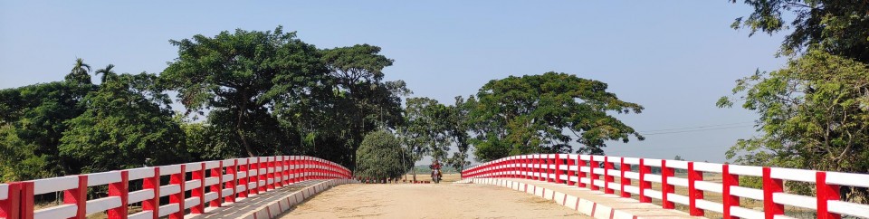 MRRIDP প্রকল্পের আওতায় বাস্তবায়িত কালিয়াখালি খালের ওপর ৪৫ মিঃ দীর্ঘ গার্ডার ব্রিজ