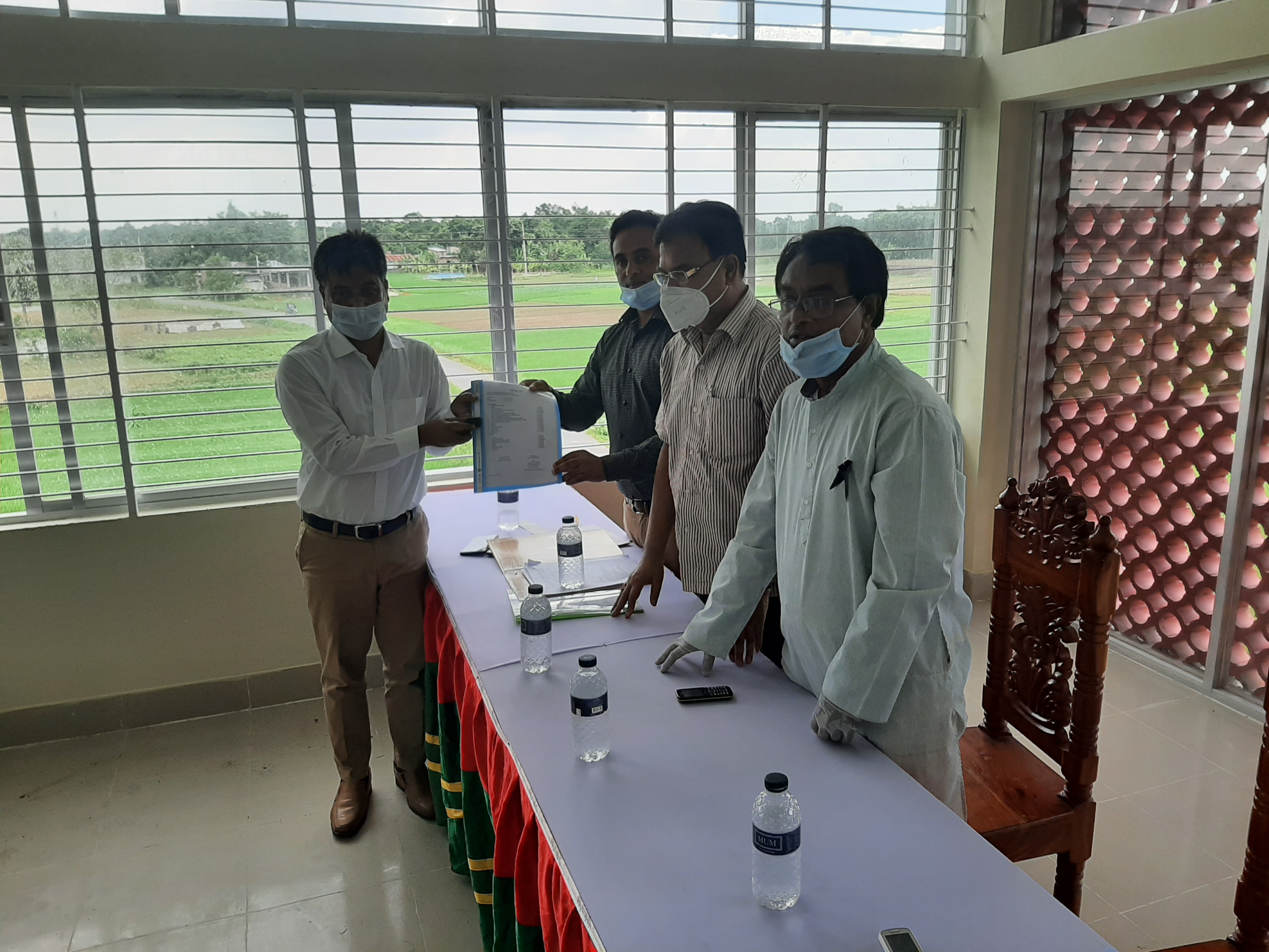 মুক্তিযোদ্ধা কমপ্লেক্স হস্তান্তর