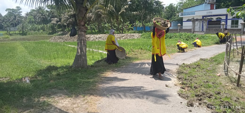 পল্লী কর্মসংস্থান ও রক্ষণাবেক্ষণ কর্মসূচি