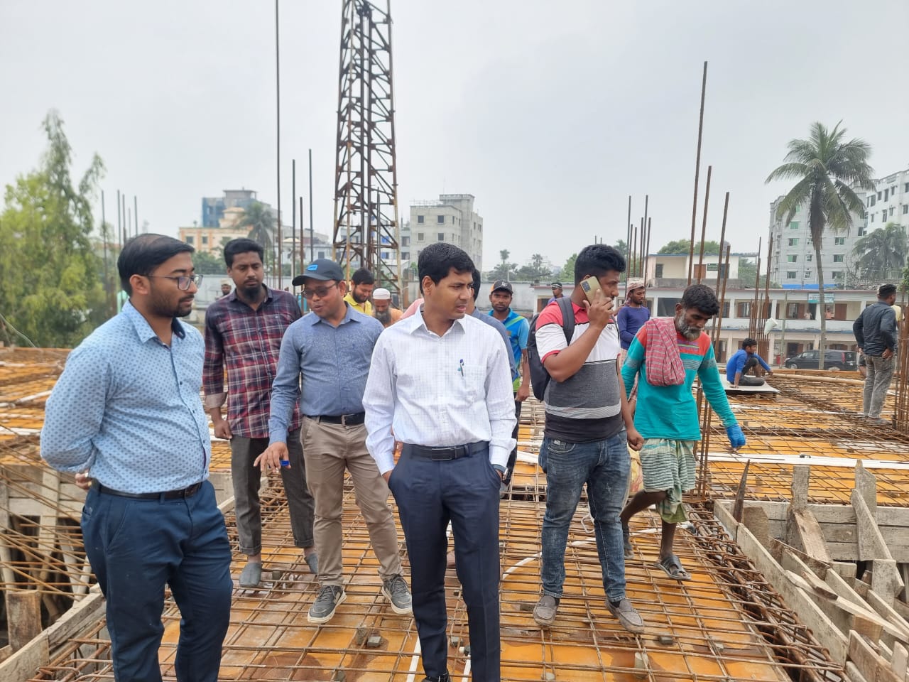 উপজেলা প্রশাসনিক ভবনের চলমান কাজের ছবি ।