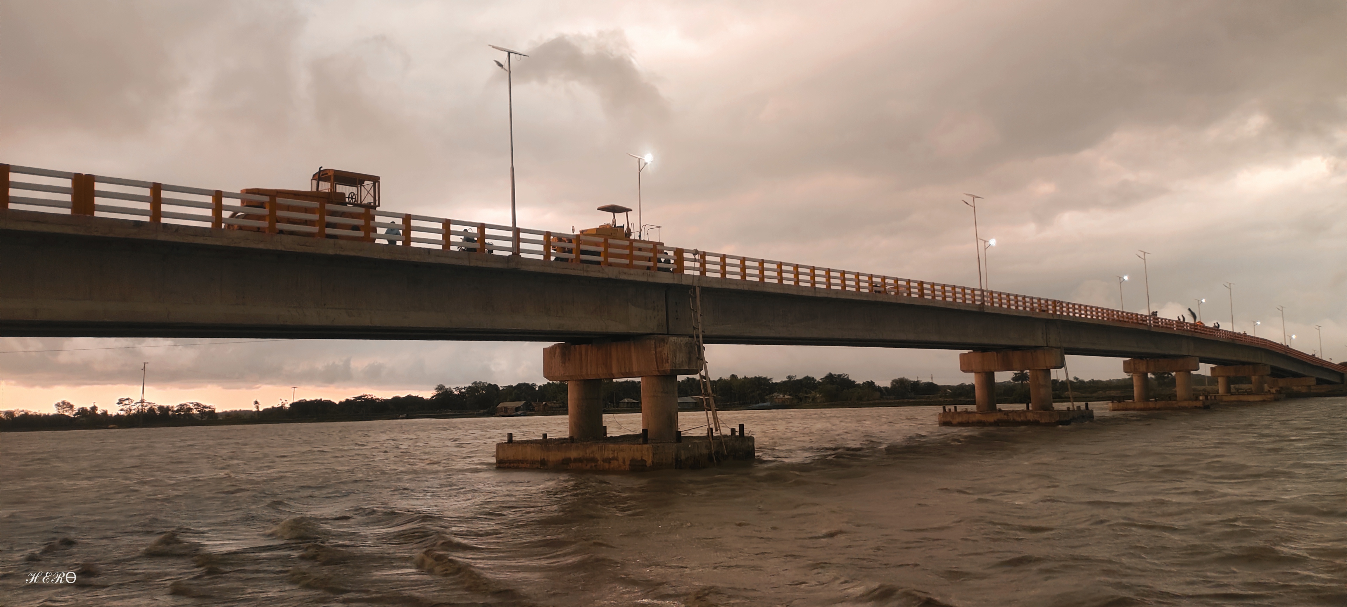 ৩১৫ মিটার ব্রীজ