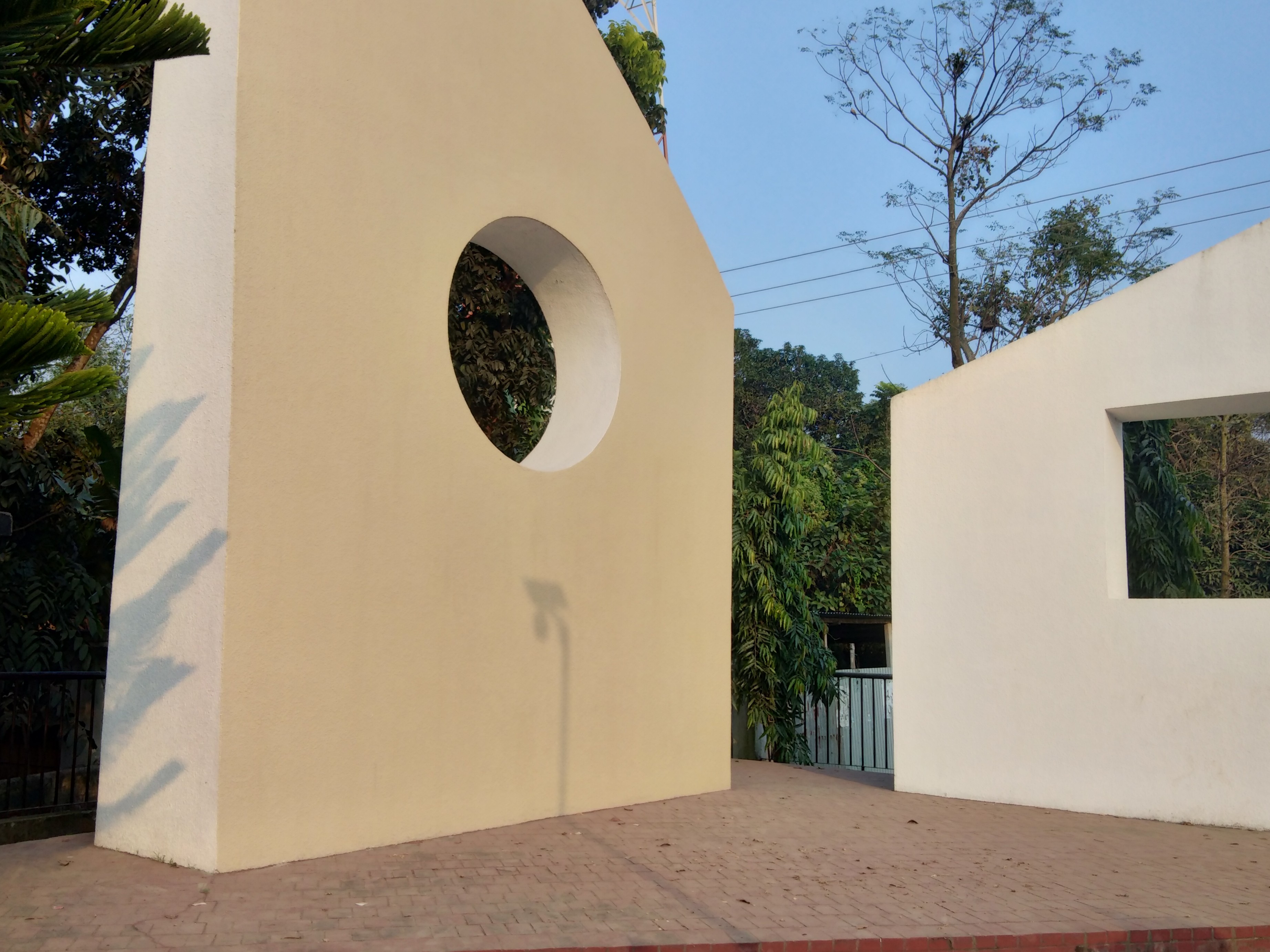 তেরশ্রী স্মৃতিসৌধ