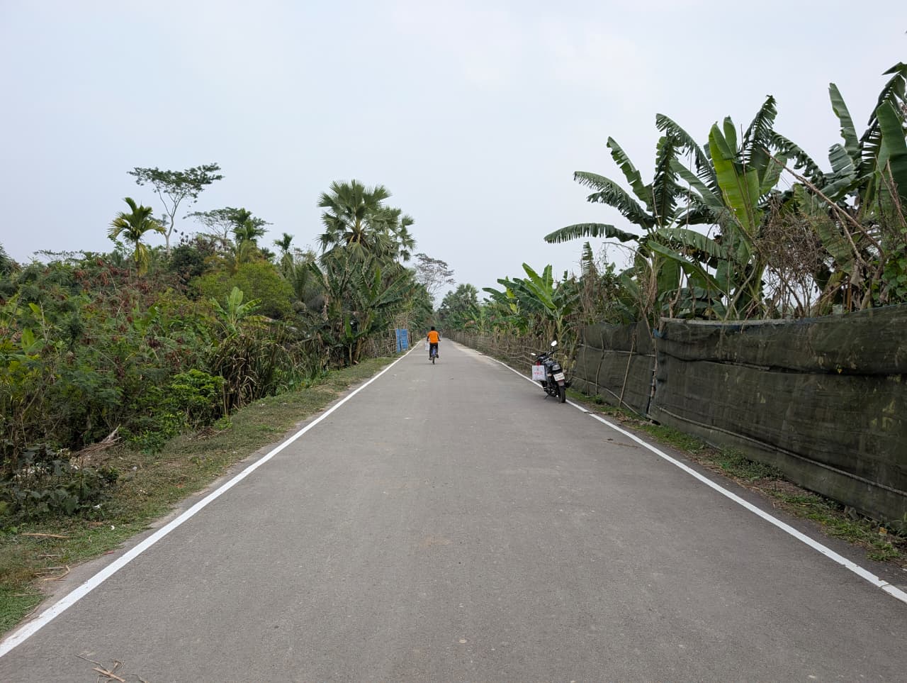 Kathalia HQ-Kaikhali GC Road via Chander hat Road from Ch. 3280m- Ch. 6850m