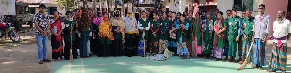 কাউখালীতে কর্মরত এলসিএস কর্মীগণ