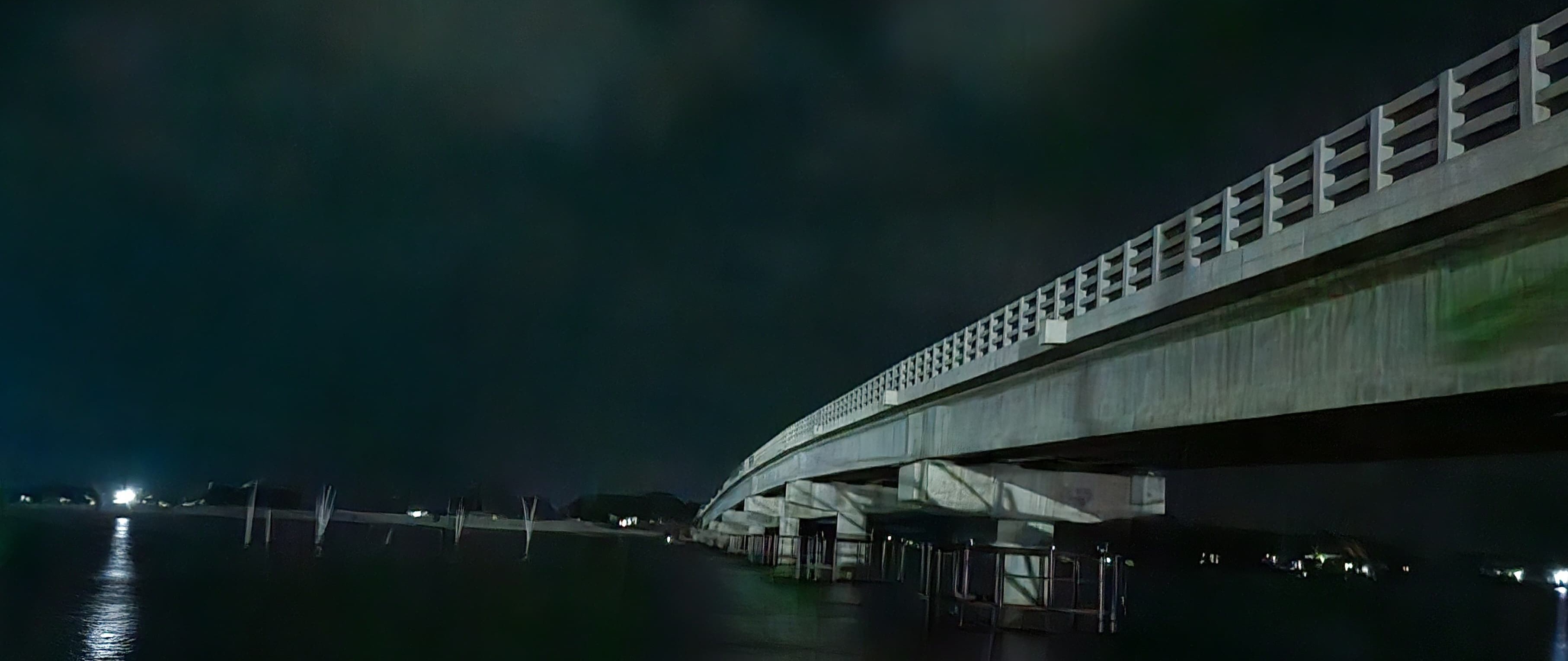 ৩৬২ মিটার ব্রিজ