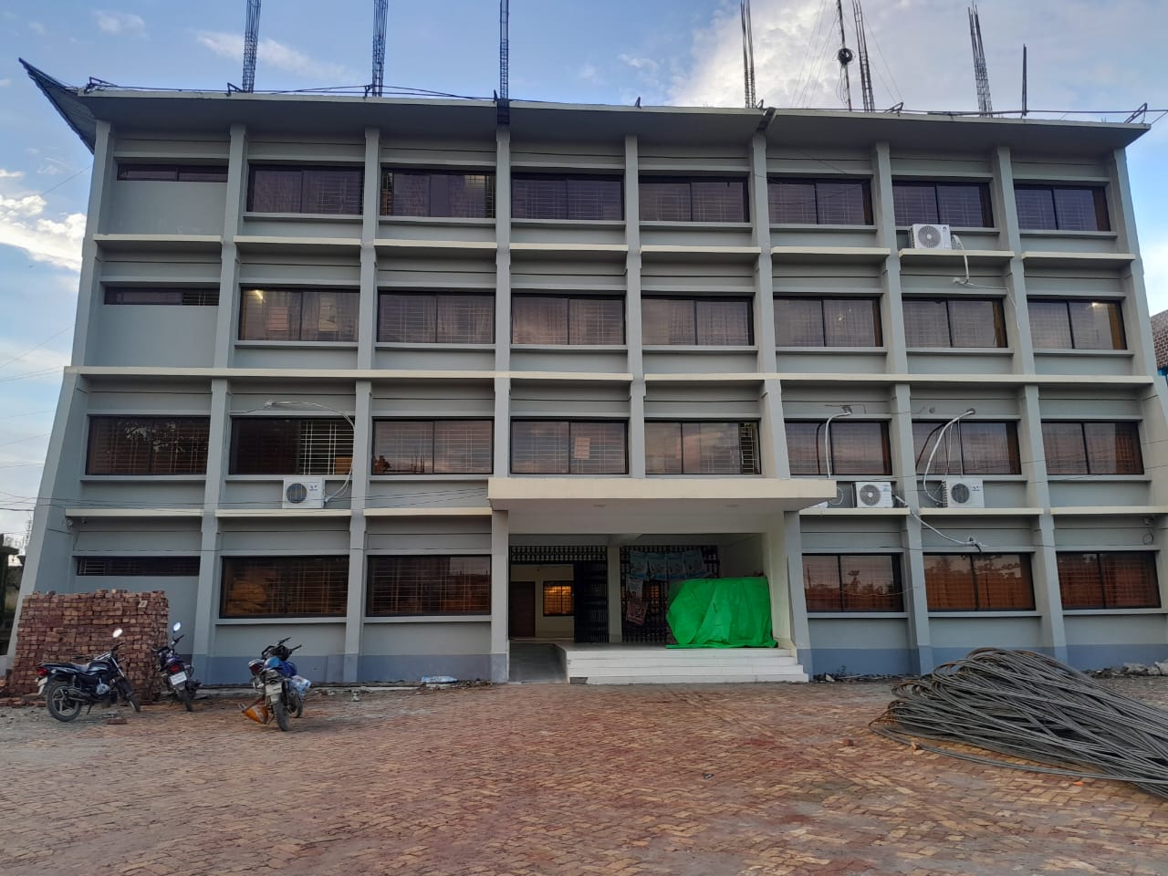 উপজেলা কমপ্লেক্স মোংলা