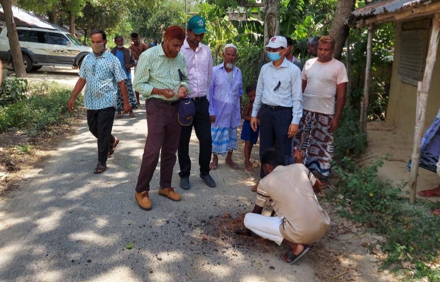 GOBM রাস্তা প্রাক্কলন প্রস্তুতকরণের পূর্বে ঢাকা থেকে আগত টিম কর্তৃক সরজমিনে পরিদর্শন