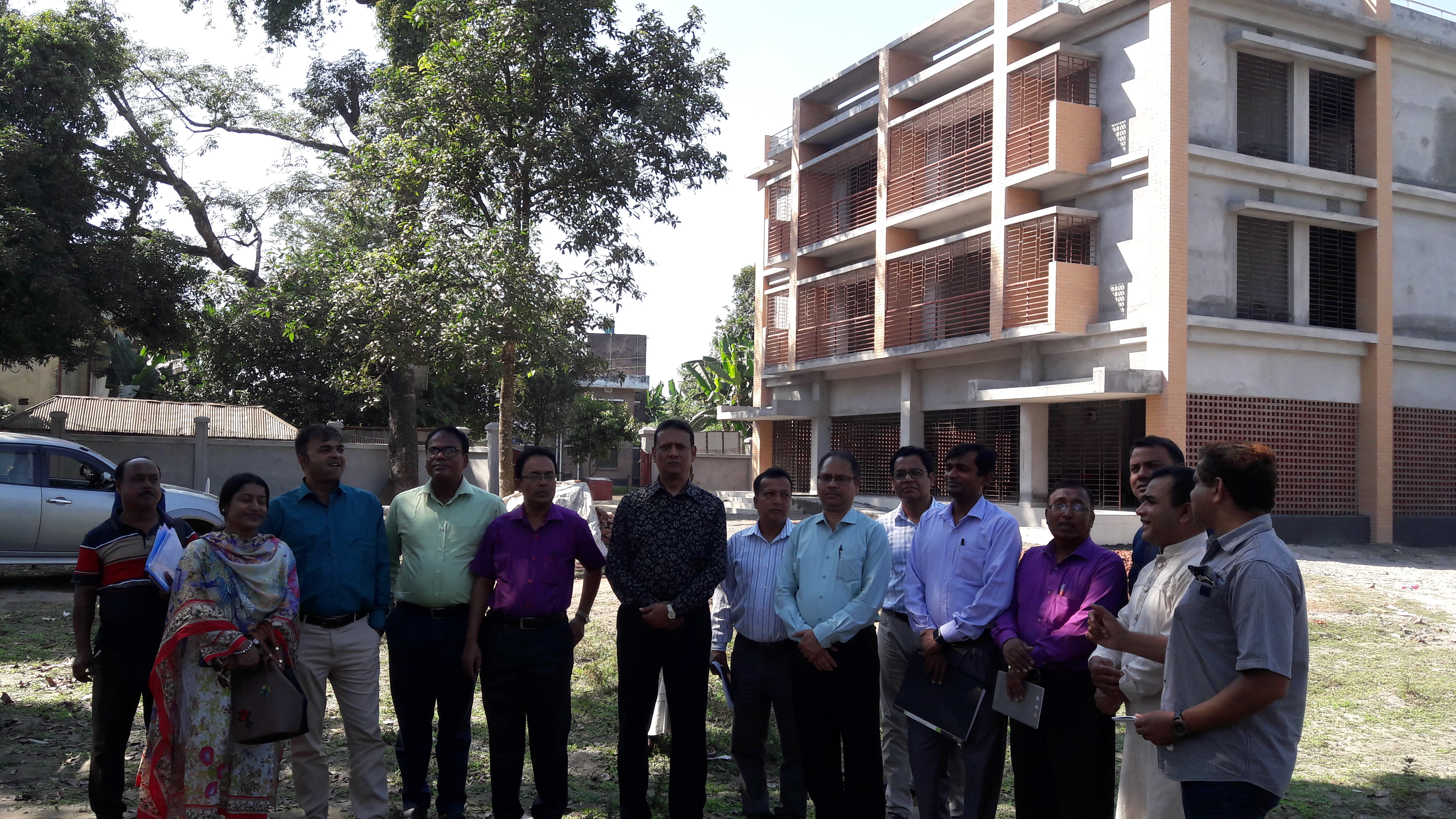 Farmer's Service Center,Sadar