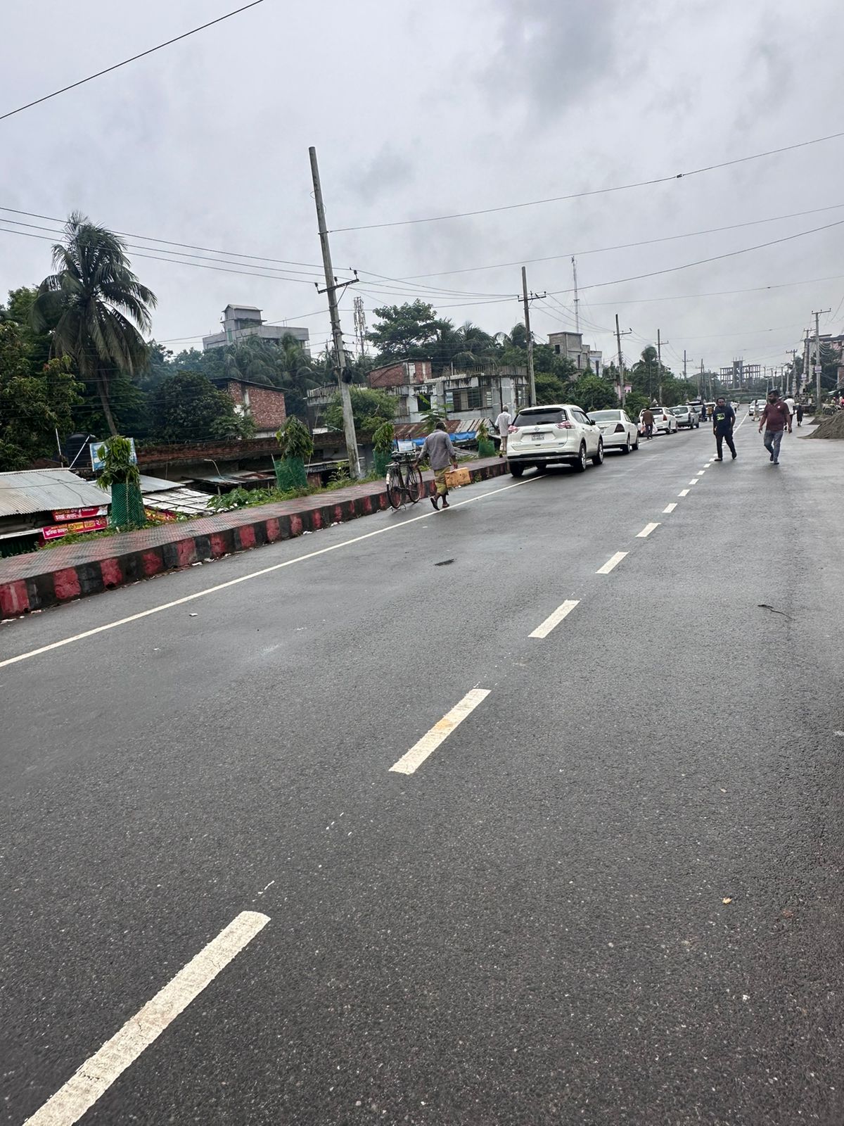 নির্মিত সড়ক