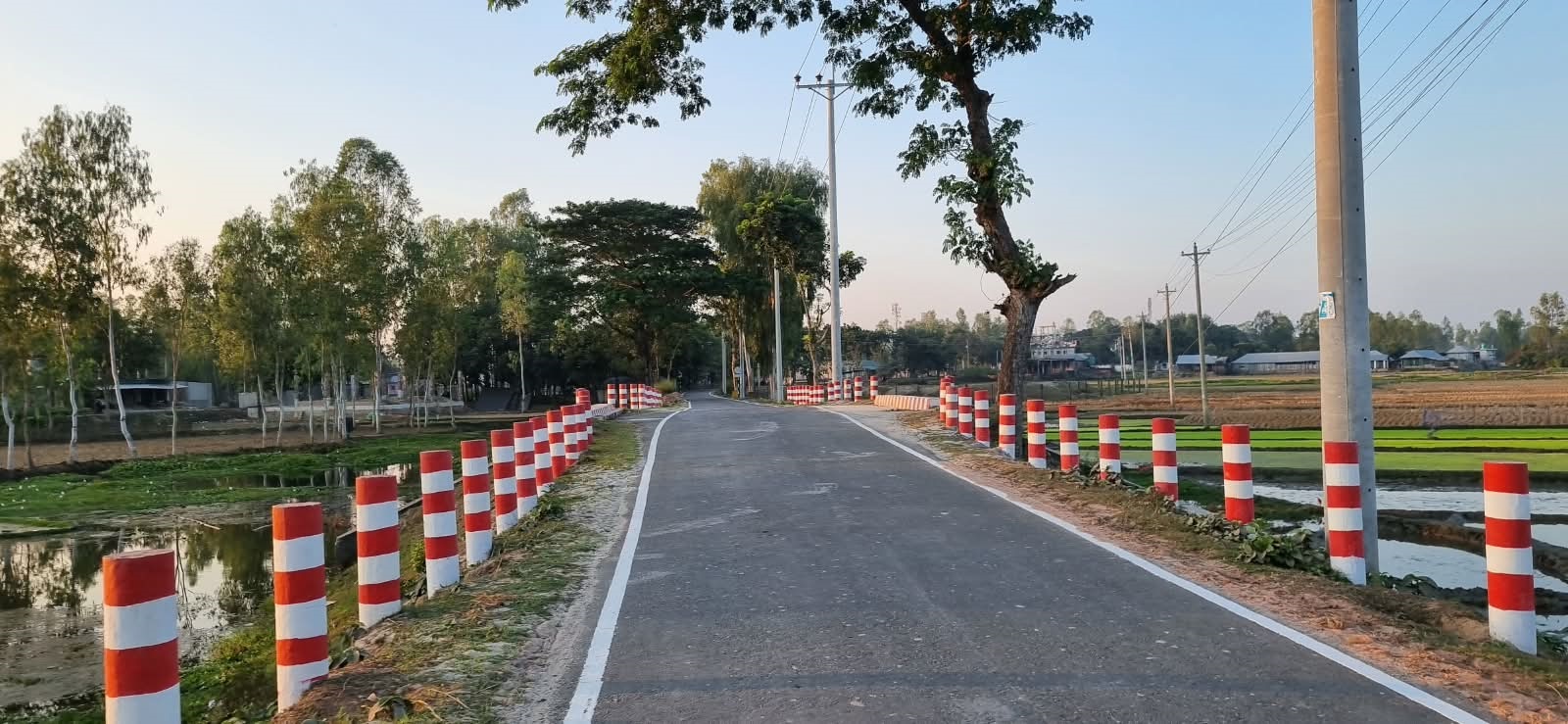 খিয়ারজুম্মা থেকে হাজারিহাট জিসি রাস্তা (রাস্তার আইডিঃ১৭৩৮৫২০০১)