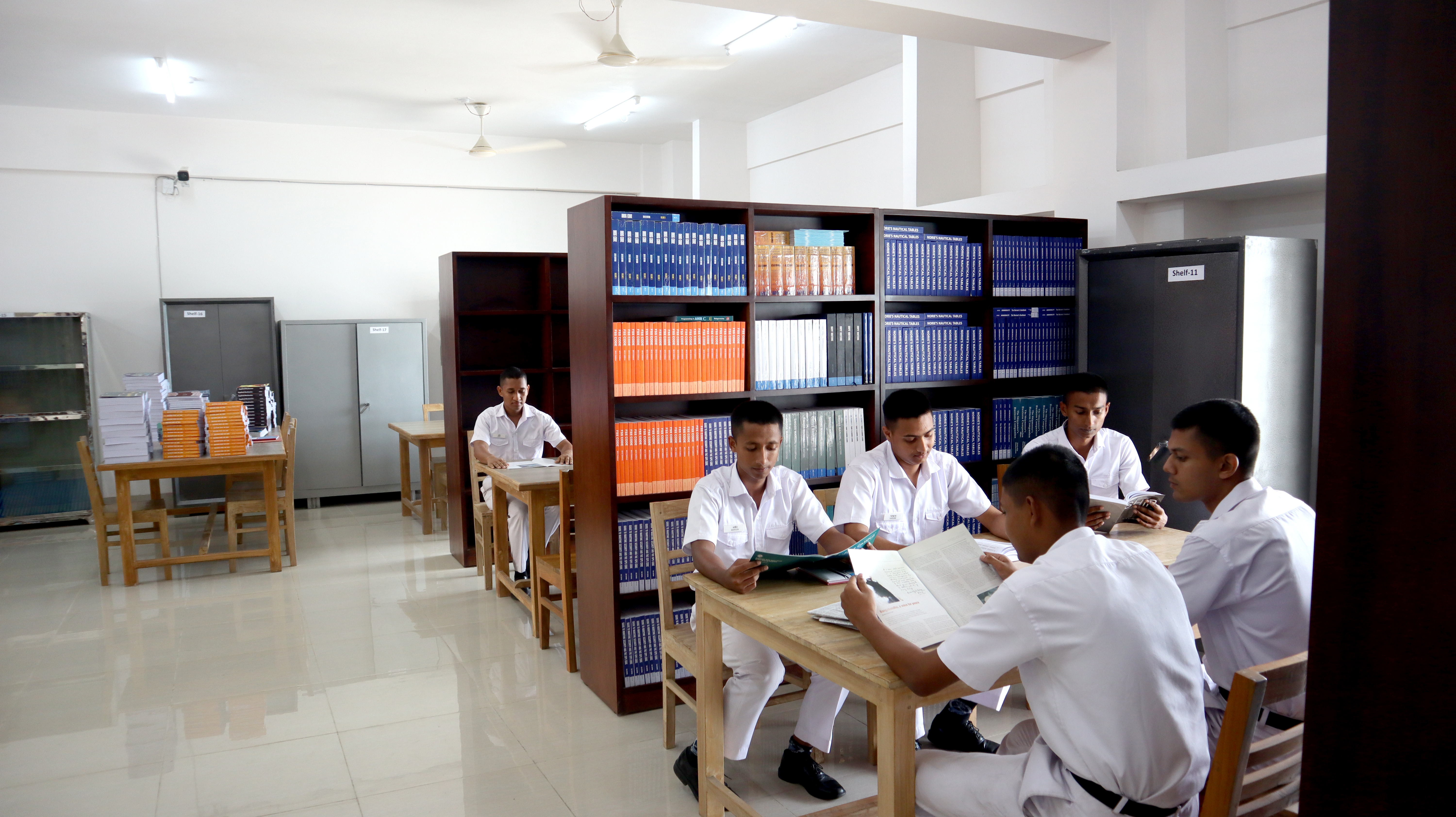 লাইব্রেরি