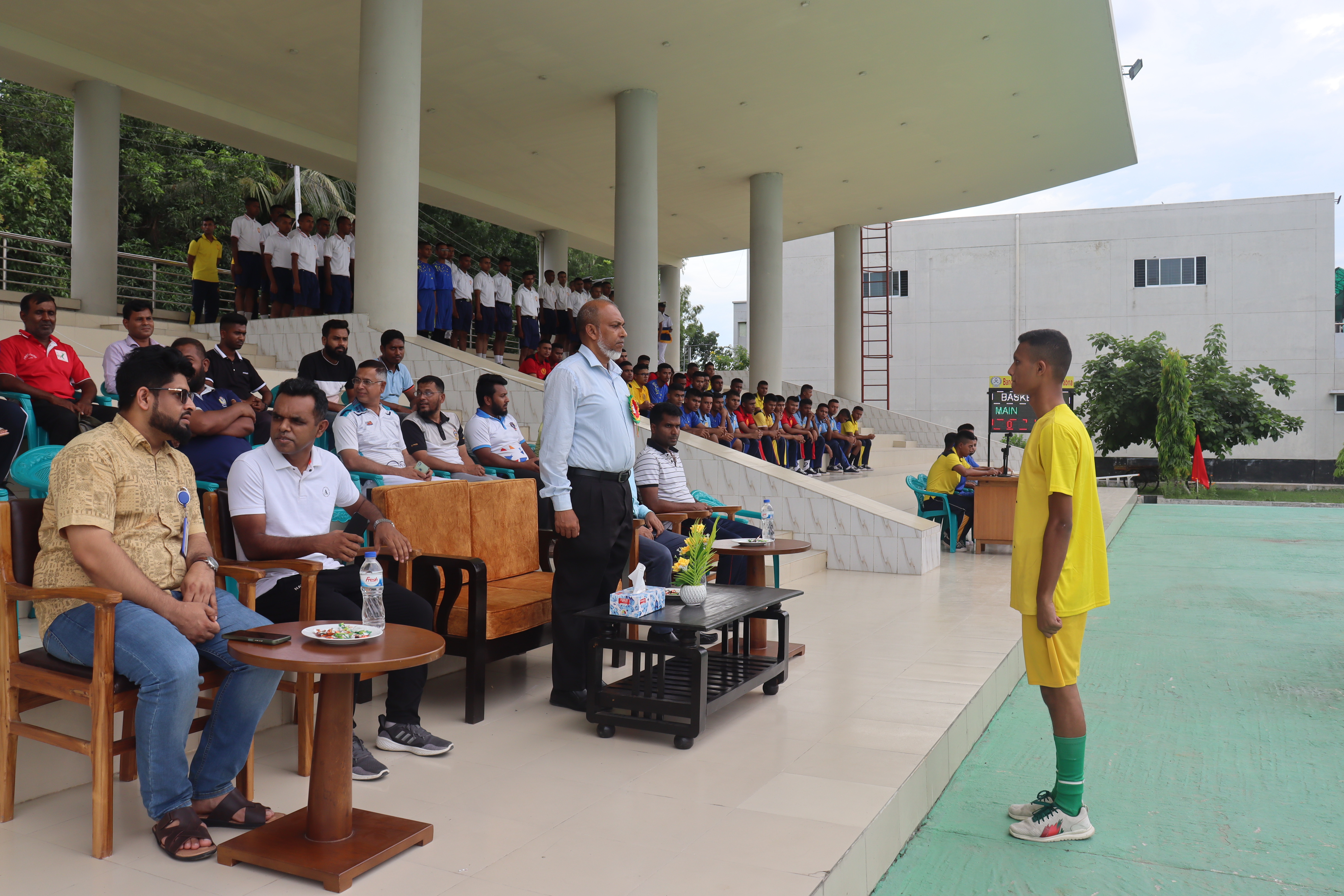 ইন্টার ডিভিশন বাসকেট বল প্রতিযোগিতা।