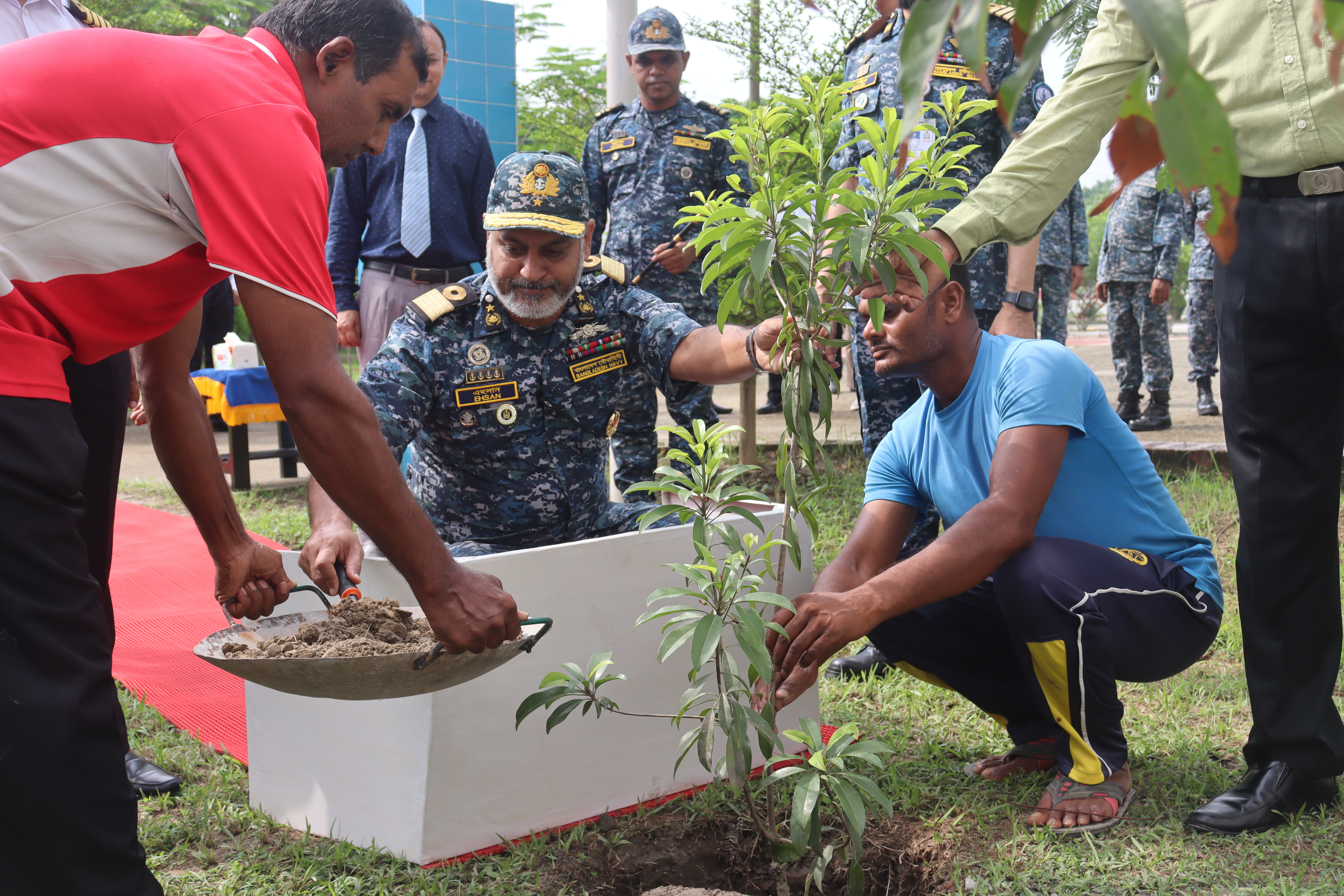 সম্মানিত রেজিস্ট্রার কমোডর মোহাম্মদ এহসানুল্লাহ খানের নেতৃত্বে বিএমইউ পরিদর্শন দলের বার্ষিক পরিদর্শন।