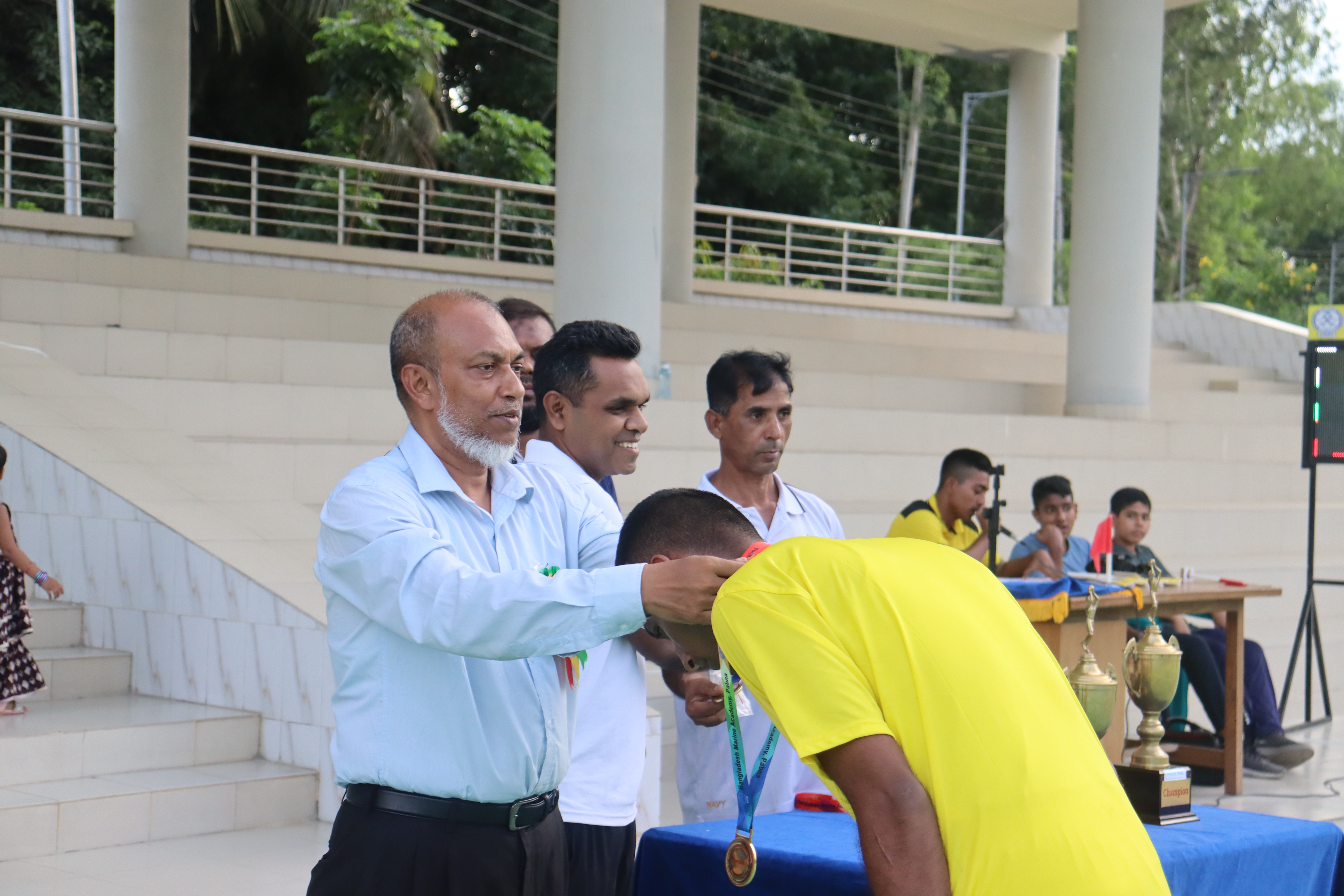 ইন্টার ডিভিশন বাসকেট বল প্রতিযোগিতা।