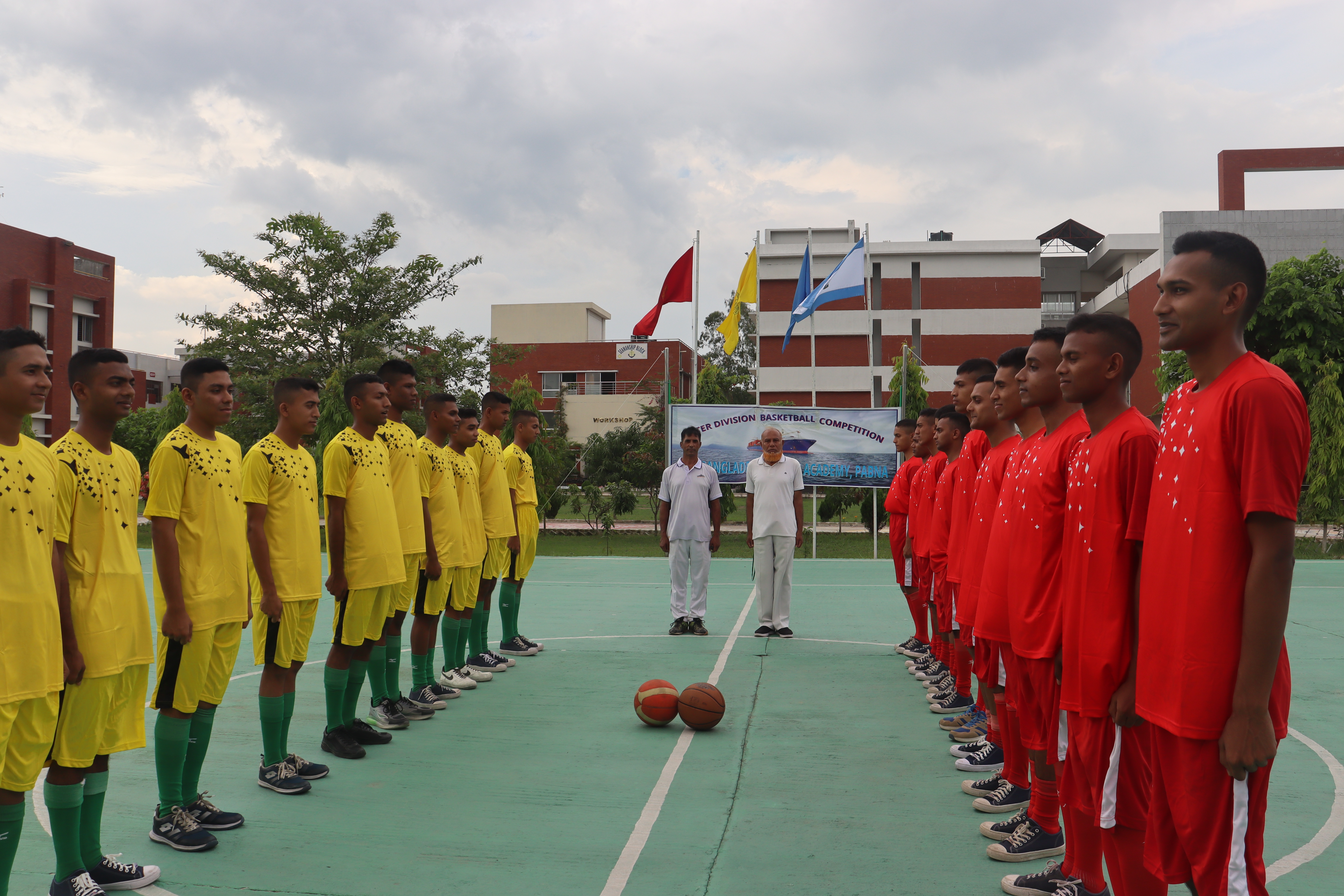 ইন্টার ডিভিশন বাসকেট বল প্রতিযোগিতা।
