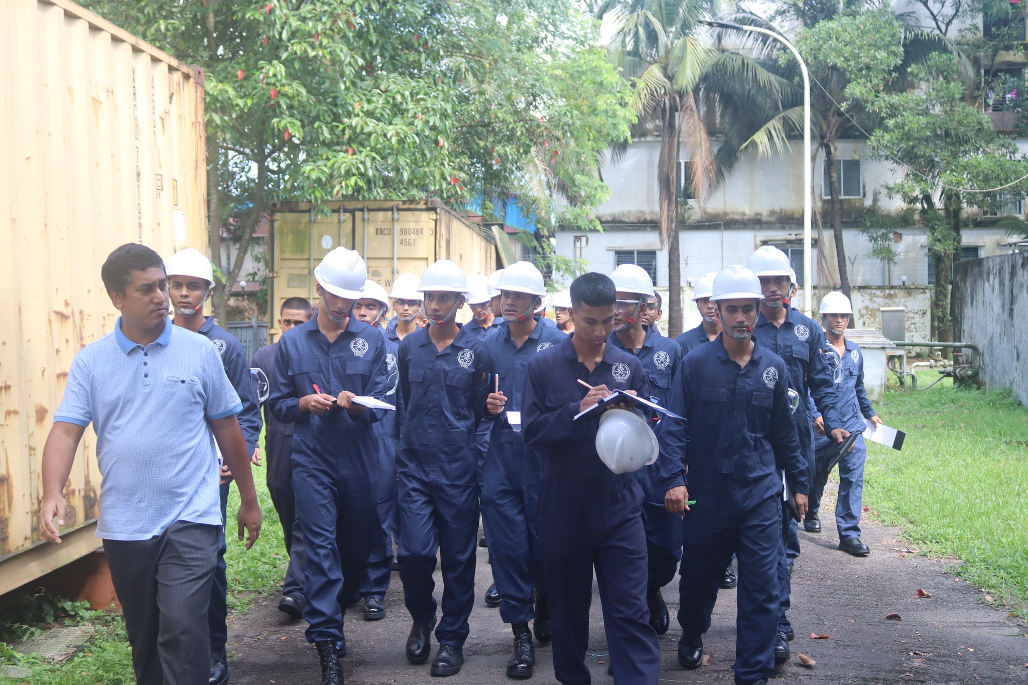 ৪র্থ ব্যাচের ইঞ্জিনিয়ারিং ক্যাডেটদের শিল্প পরিদর্শন