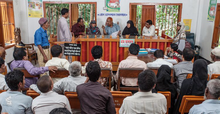 গ্রাম আদালত