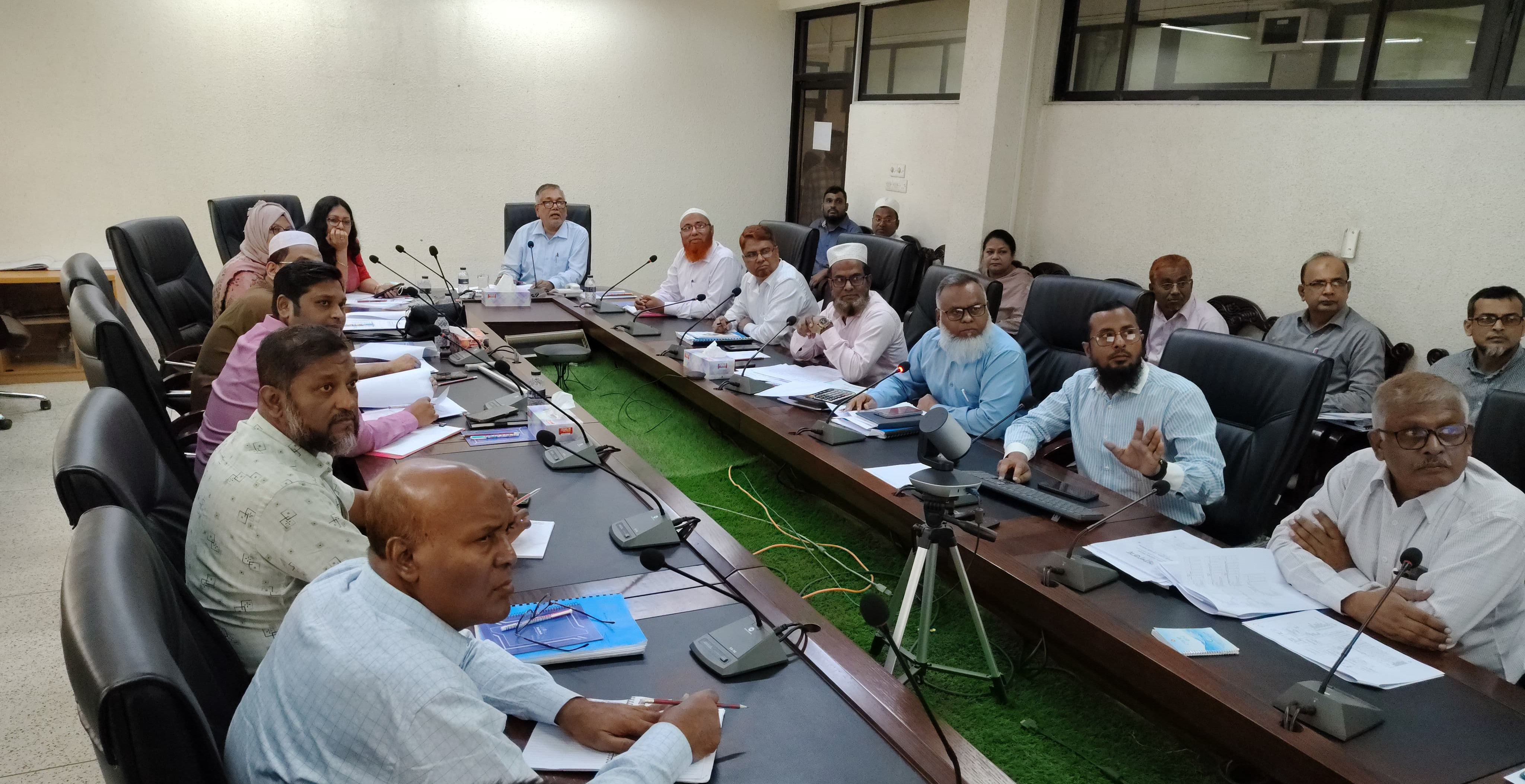 এমজিএমসিএল-এর কনফারেন্স রুমে কর্মকর্তাদের সাথে মতবিনিময় সভা