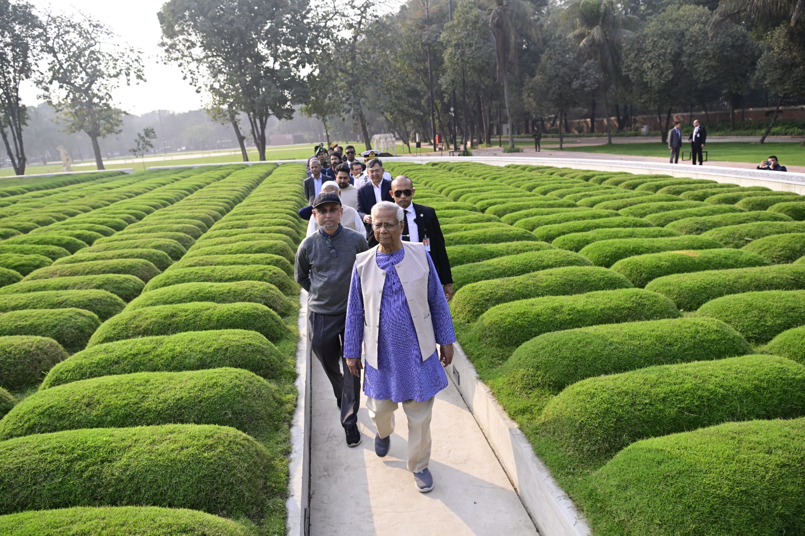 প্রধান উপদেষ্টা প্রফেসর মুহাম্মদ ইউনূস গণভবনে জুলাই গণ-অভ্যুত্থান স্মৃতি জাদুঘরের চূড়ান্ত পর্যায়ের কাজের অগ্রগতি ২০ জানুয়ারি ২০২৬ তারিখ পরিদর্শন করেছেন।