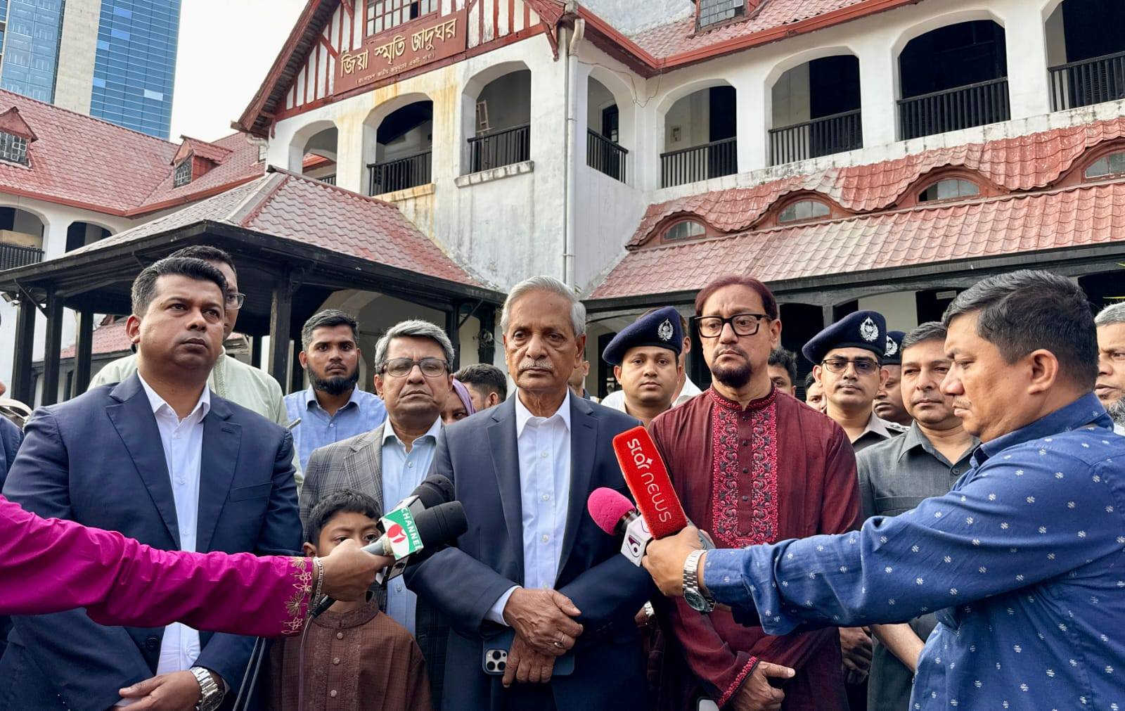 চট্টগ্রামে জিয়া স্মৃতি জাদুঘর পরিদর্শন