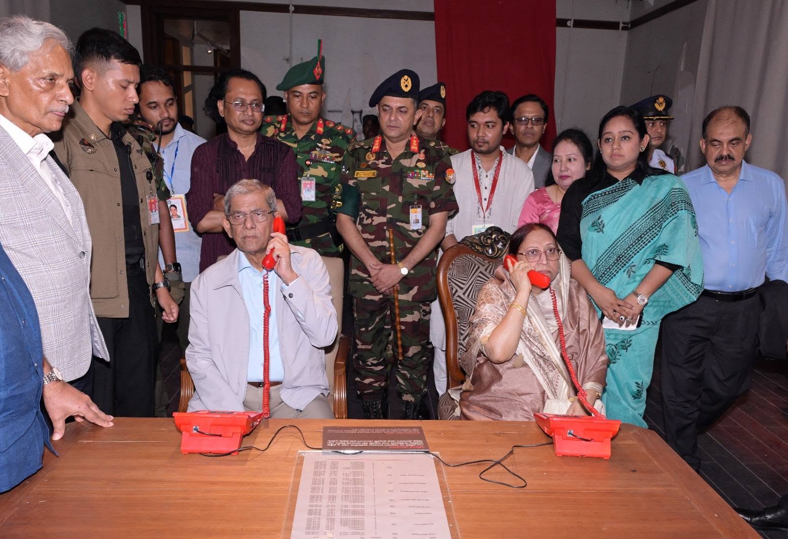 রাষ্ট্রপতি মির্জা ফখরুল ইসলাম আলমগীর জুলাই গণঅভ্যুত্থান স্মৃতি জাদুঘর পরিদর্শন করেন।