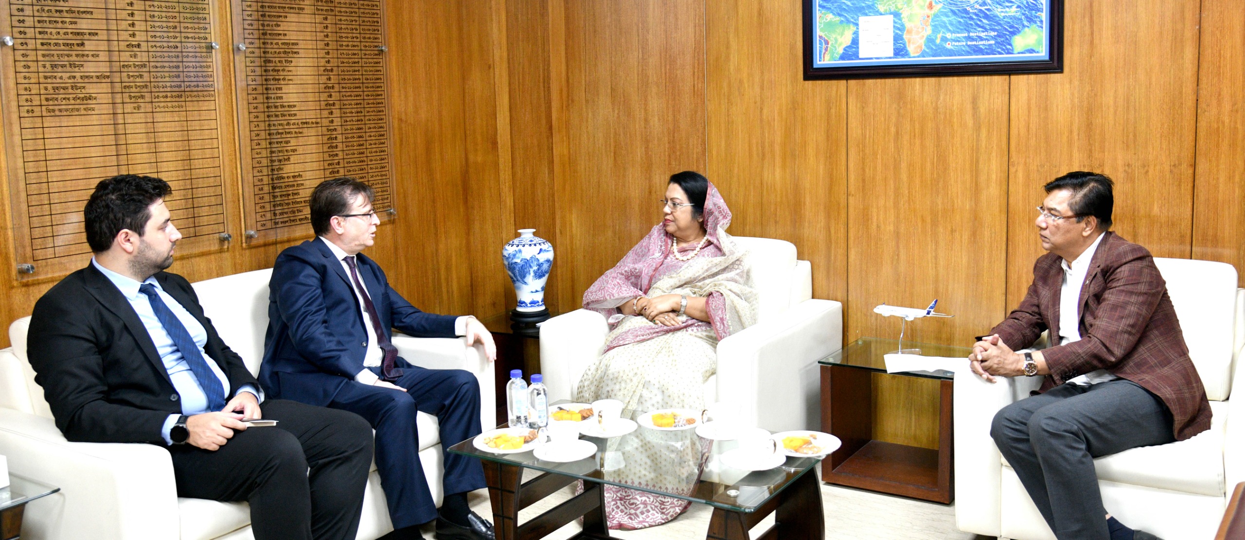বেসামরিক বিমান পরিবহন ও পর্যটন মন্ত্রণালয়ের মাননীয় মন্ত্রী ও প্রতিমন্ত্রীর সঙ্গে বাংলাদেশে নিযুক্ত তুরুস্কের রাষ্ট্রদূত এর সৌজন্য সাক্ষাৎ