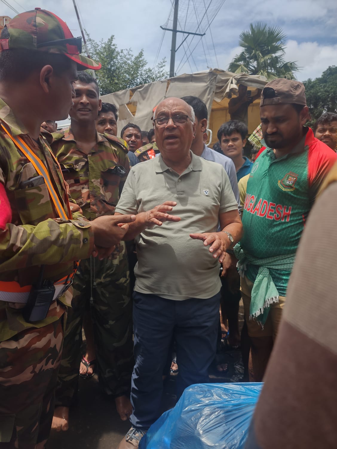 মাননীয় উপদেষ্টা মহোদয়ের ফেনী বন্যাদুর্গত এলাকা পরিদর্শন