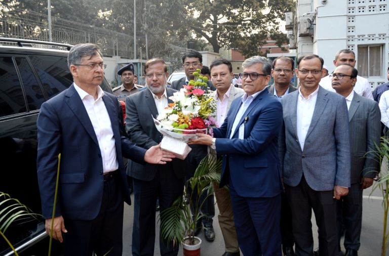 ১৮ ফেব্রুয়ারি ২০২৬ তারিখে নবনিযুক্ত স্বরাষ্ট্রমন্ত্রী সালাহউদ্দিন আহমদ এমপি মন্ত্রণালয়ে পৌঁছলে তাঁকে ফুলেল শুভেচ্ছা জানানোসহ 'গার্ড অভ অনার' প্রদান করা হয়।