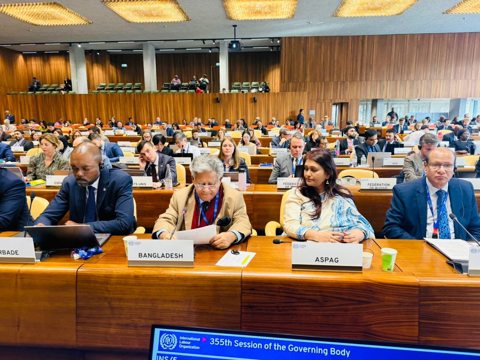 শ্রম ও কর্মসংস্থান এবং নৌপরিবহন উপদেষ্টা ব্রিগেডিয়ার জেনারেল (অব.) ড. এম সাখাওয়াত হোসেন সুইজারল্যান্ডের জেনেভায় আন্তর্জাতিক শ্রম সংস্থা (ILO) এর ৩৫৫তম গভর্নিং বডি অধিবেশনে অংশগ্রহণ করেন