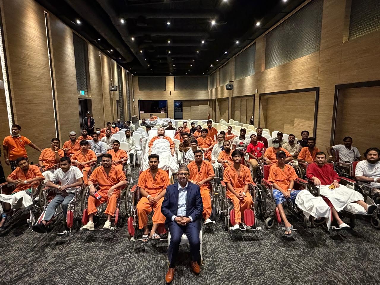 মাননীয় মন্ত্রী মহোদয়ের থাইল্যান্ডে চিকিৎসাধীন জুলাই গণঅভ্যুত্থানে আহত জুলাই যোদ্ধাদের পরিদর্শন