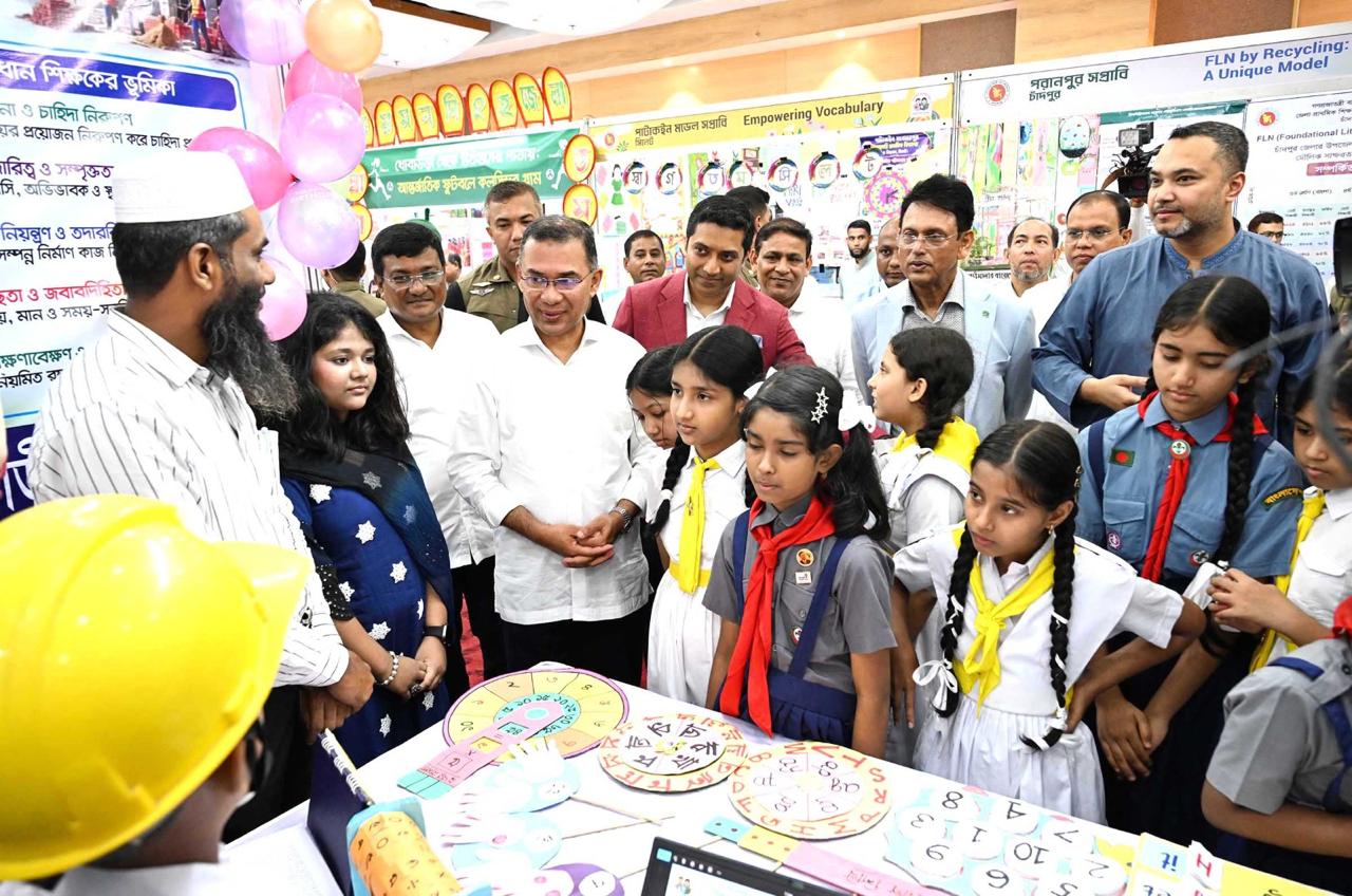 প্রাথমিক শিক্ষা পদক ২০২৬ প্রদান অনুষ্ঠানে মাননীয় প্রধানমন্ত্রীসহ মাননীয় মন্ত্রী, প্রতিমন্ত্রী ও উপদেষ্টা মহোদয়গণের বিভিন্ন স্টল পরিদর্শন