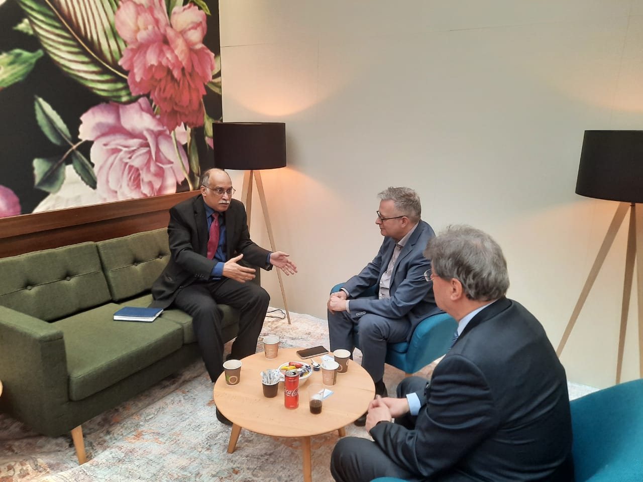 24 February 2021: H.E. Kamrul Ahsan, Ambassador of Bangladesh paid a visit to the Collection Premier, Moscow, which is one of the biggest international fashion expositions in Russia. He also had a meeting with the officials of the event organizer.