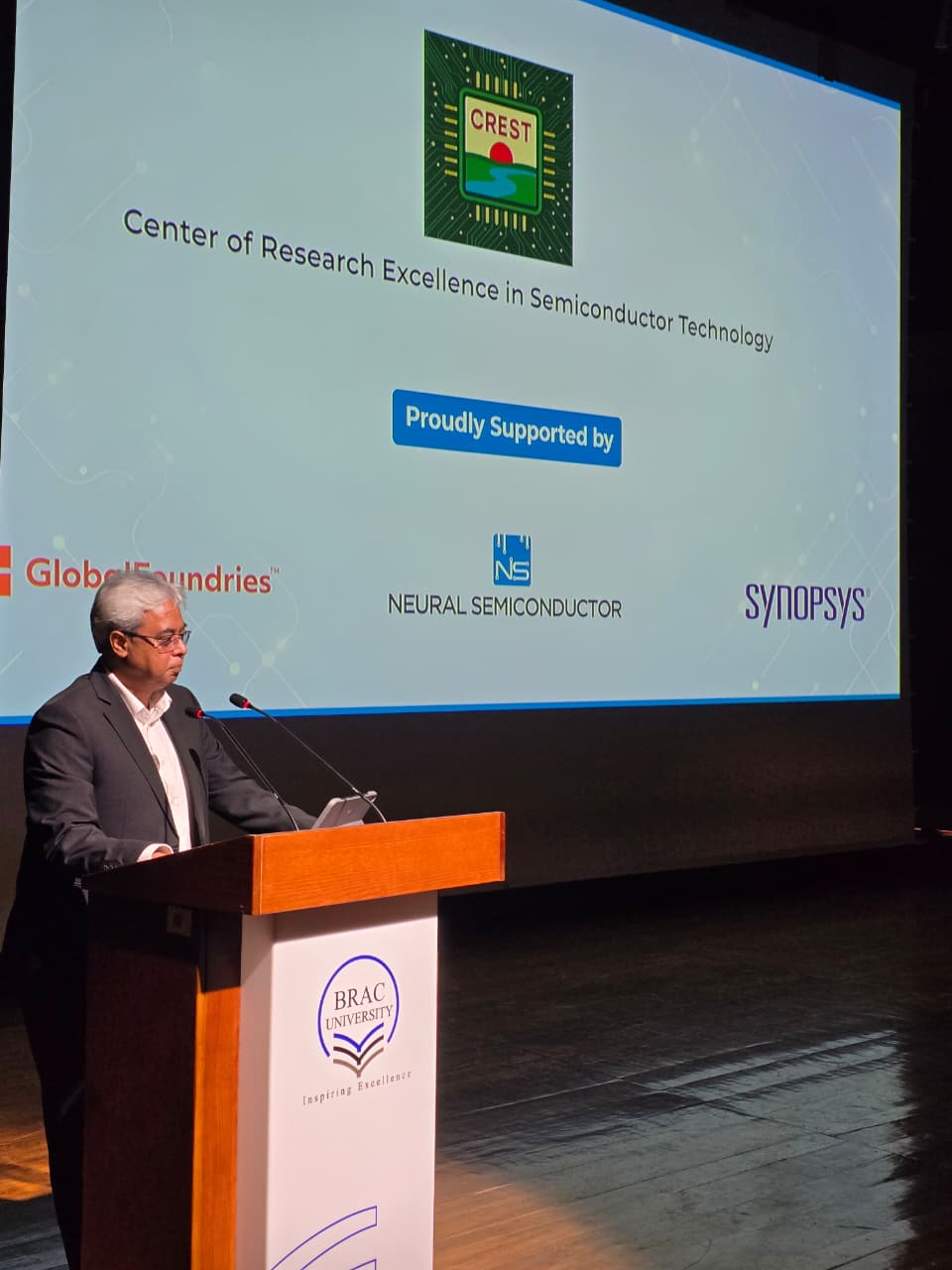 বিজ্ঞান ও প্রযুক্তি মন্ত্রণালয়ের সচিব মহোদয় ব্র্যাক বিশ্ববিদ্যালয়ে Center of Research Excellence for Semiconductor Technology (CREST) অনুষ্ঠানে প্রধান অতিথি হিসেবে উপস্থিত থেকে বক্তব্য প্রদান করেন।