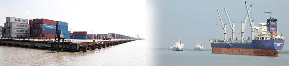 জাহাজ সহ জেটি