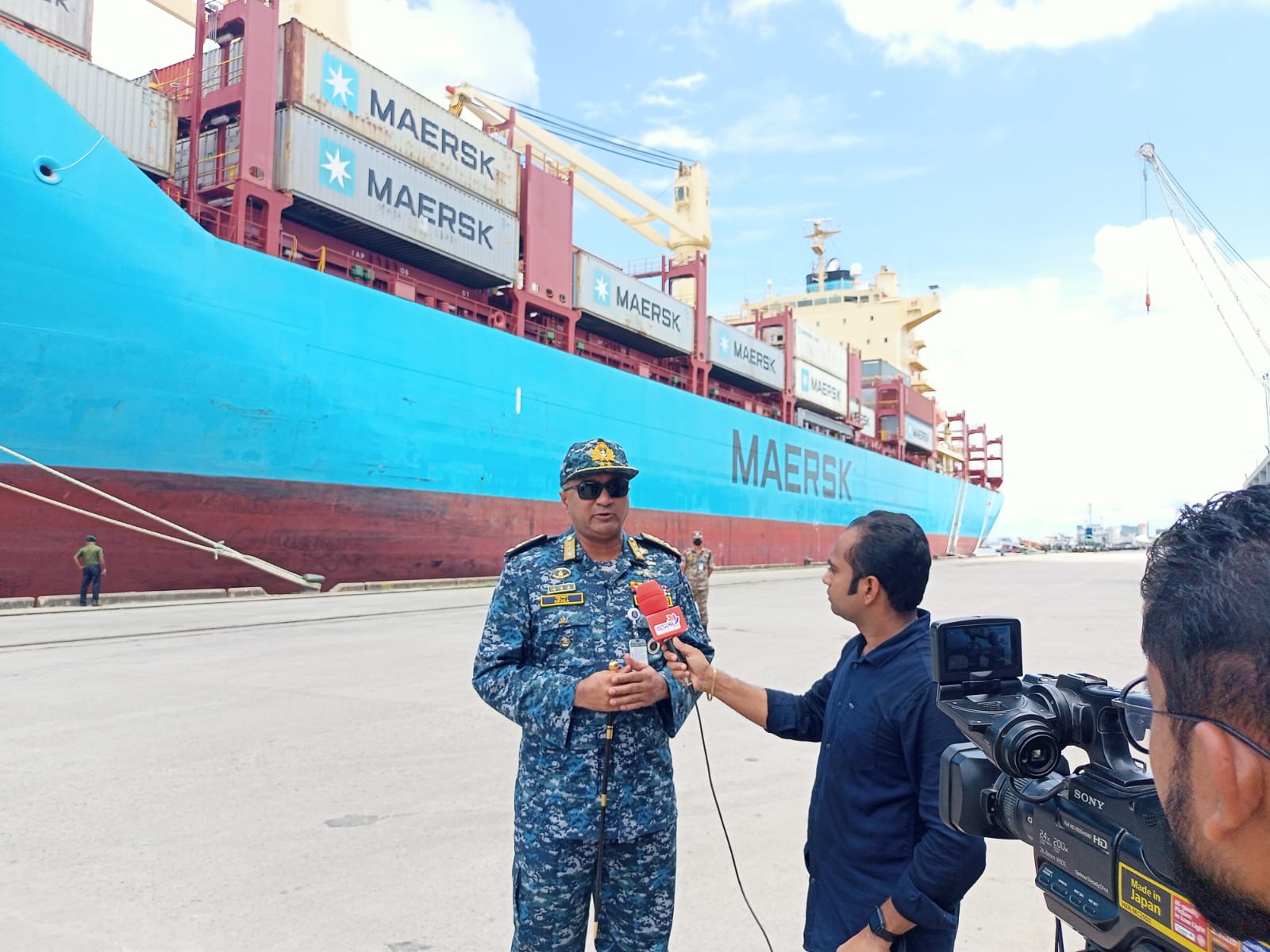 পদ্মা সেতু চালু হওয়ায় মোংলা বন্দর দিয়ে ঢাকার গার্মেন্টস পন্য রপ্তানি শুরু’