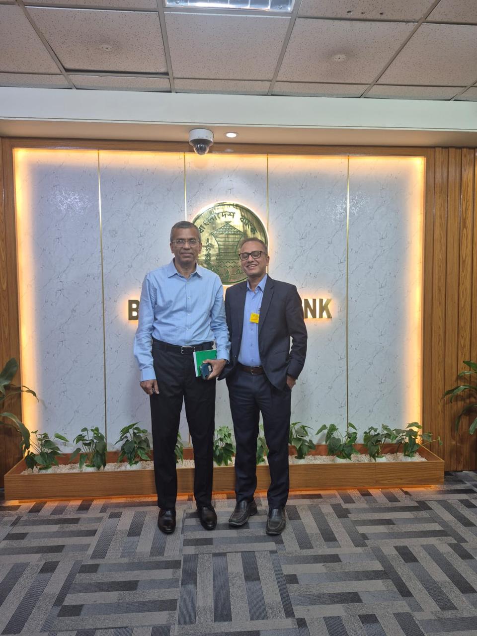 নবনিযুক্ত গভর্নর মহোদয়ের সাথে অথরিটির ইভিসির সৌজন্য সাক্ষাৎ