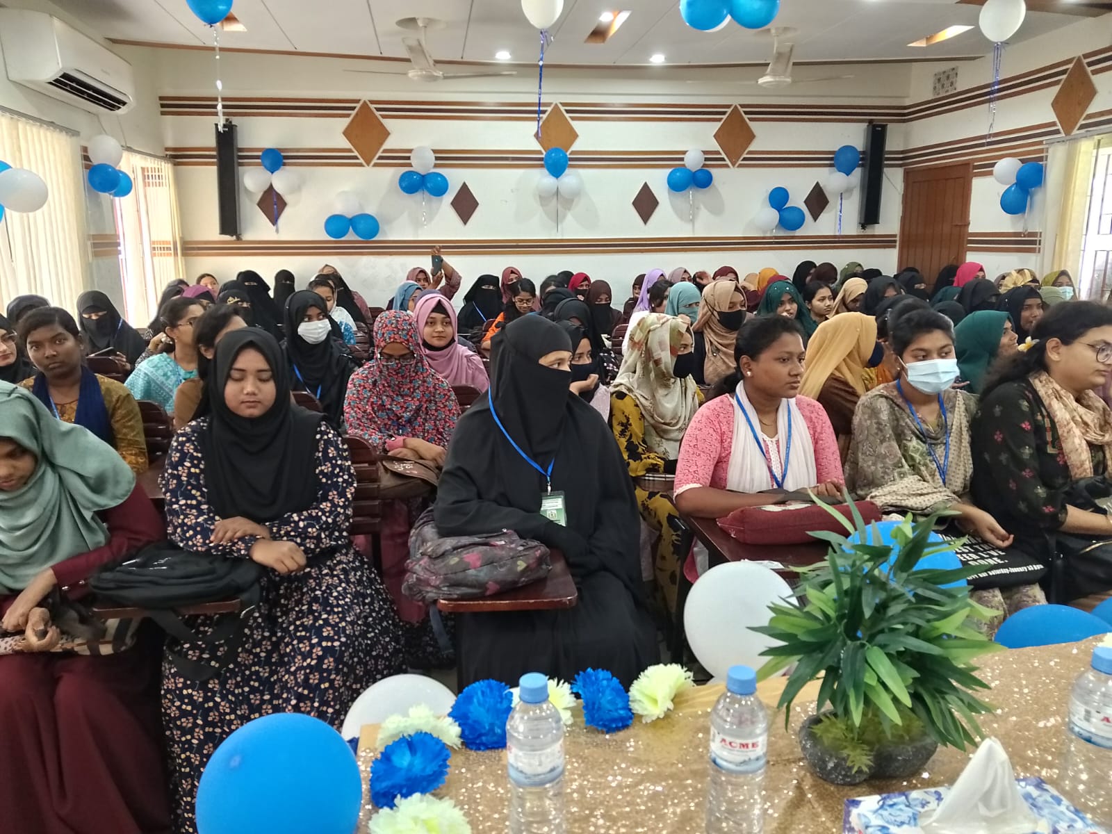 গণিত বিভাগ কর্তৃক আয়োজিত শিক্ষার্থীদের মানষিক স্বাস্থ্য উন্নয়ন বিষয়ক কর্মশালা।
