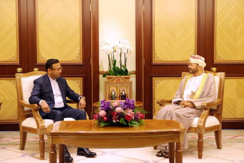 Foreign Affairs Adviser conveys Prime Minister's messages of solidarity and holds meetings with leaders of Oman