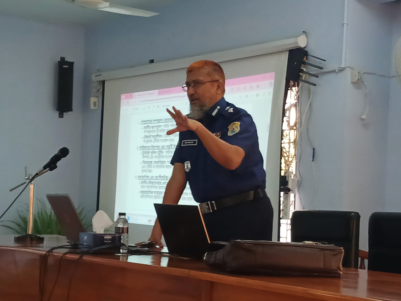 ড. মোঃ আশরাফুর রহমান, পুলিশ সুপার, লেকচার প্রদান