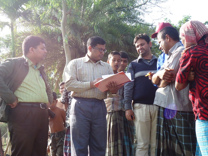 উপজেলা নির্বাহী অফিসার, মোল্লা মিজানুর রহমান, এঁর সন্তোষপুর ইউনিয়ন পরিদর্শন