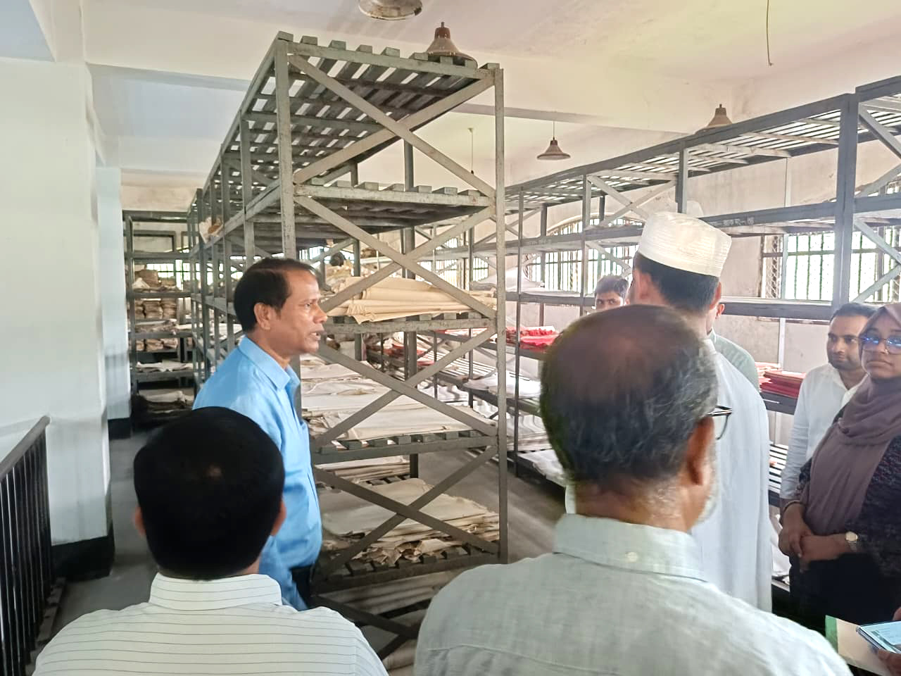 ২৫ বছরের উর্ধ্বের পুরাতন নথিপত্র বাংলাদেশ জাতীয় আরকাইভসে স্থানান্তরের জন্য সরকারি গুরুত্বপূর্ণ নথিপত্রের স্থায়ী সংরক্ষণ ও ব্যবস্থাপনা ও বাংলাদেশ জাতীয় গ্রন্থাগারে বই জমাদান এবং মৌলিক ও সৃজনশীল প্রকাশনায় International Standard Book Number (ISBN) ব্যবহার বিষয়ে সচেতনতামূলক কর্মশালা বরগুনা জেলা প্রশাসকের কার্যালয়।