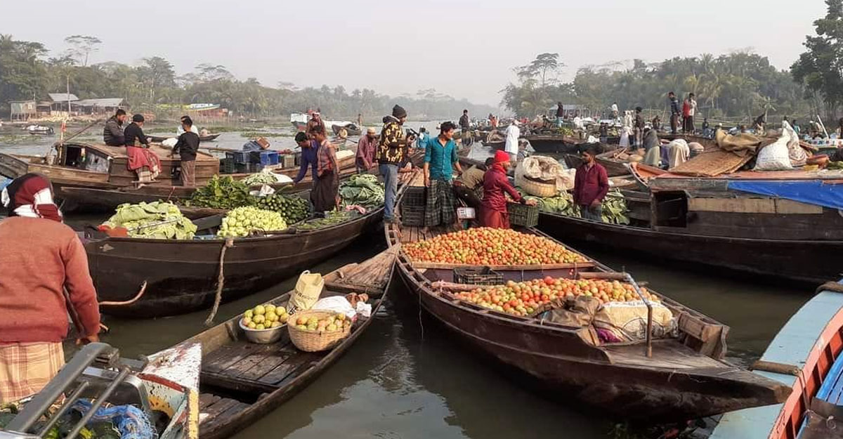 ভাসমান বাজার