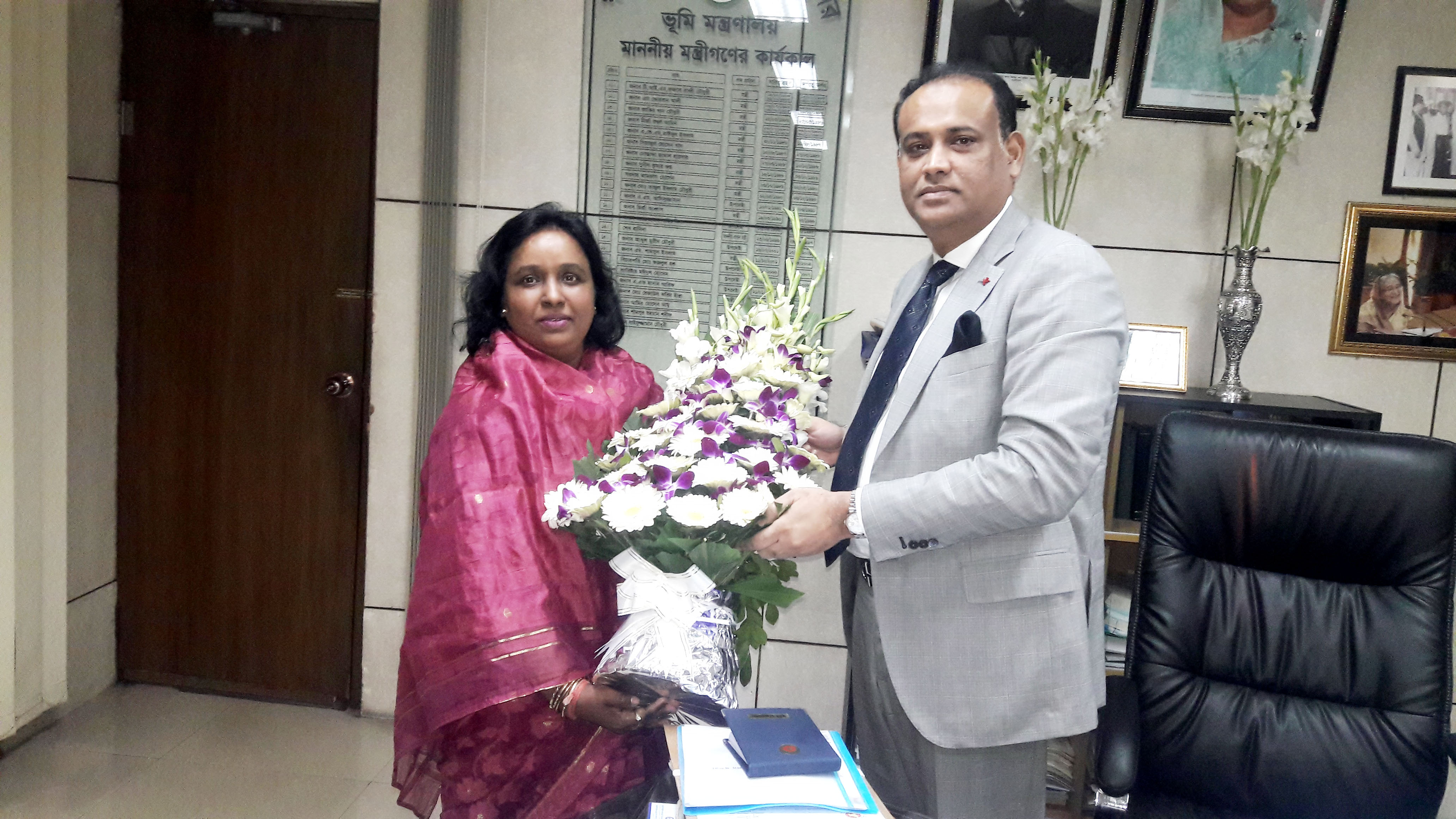 মাননীয় মন্ত্রী জনাব সাইফুজ্জামান চৌধুরী