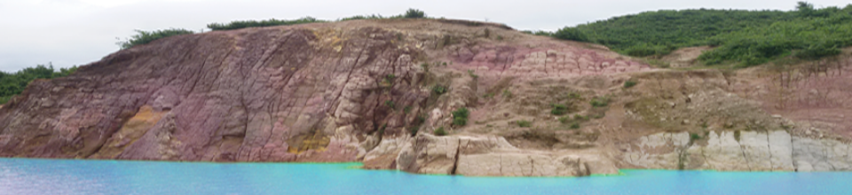 দূর্গাপুরের মনোরম সুন্দর সাদা মাটির পাহাড়