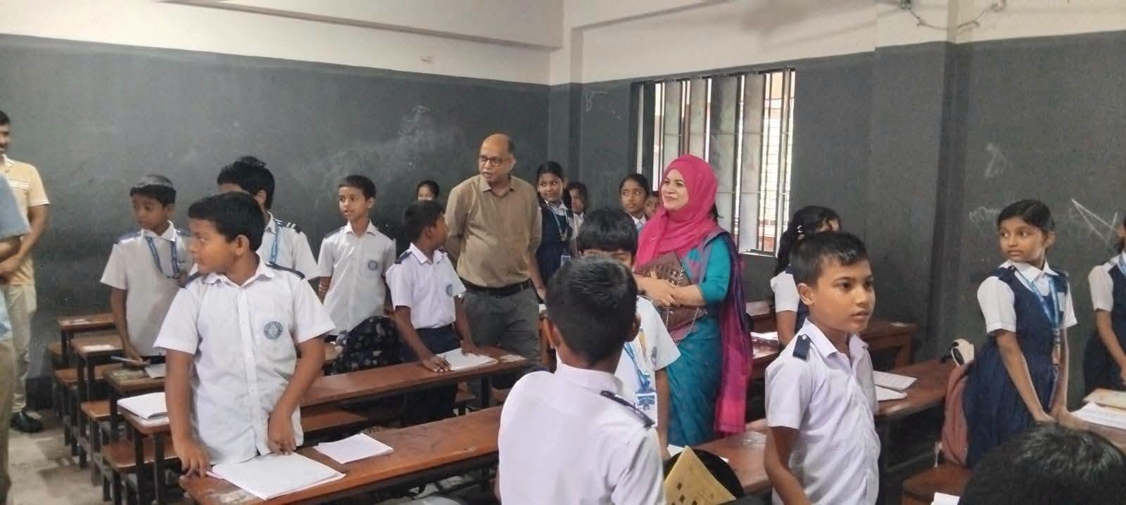 আজ ১৩/৭/২০২৬ খ্রি. আদর্শ শিশু বিদ্যালয়, নেত্রকোণা আকস্মিক পরিদর্শন করেন নেত্রকোণা জেলার জেলা প্রশাসক ও বিজ্ঞ জেলা ম্যাজিস্ট্রেট জনাব খন্দকার মুশফিকুর রহমান মহোদয়