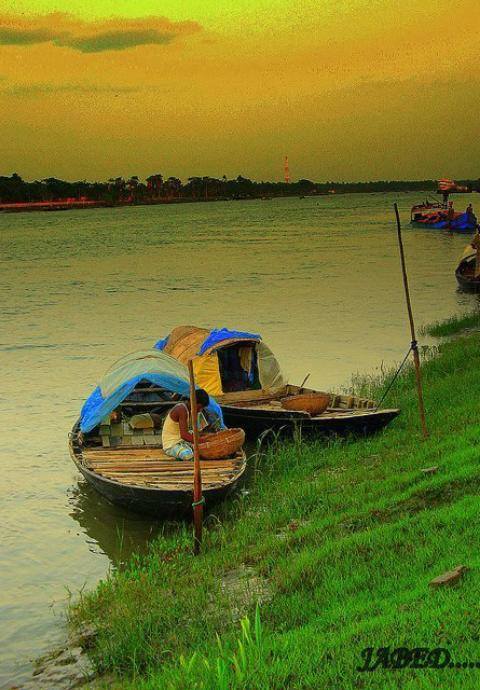 নদী এলাকার দৃশ্য