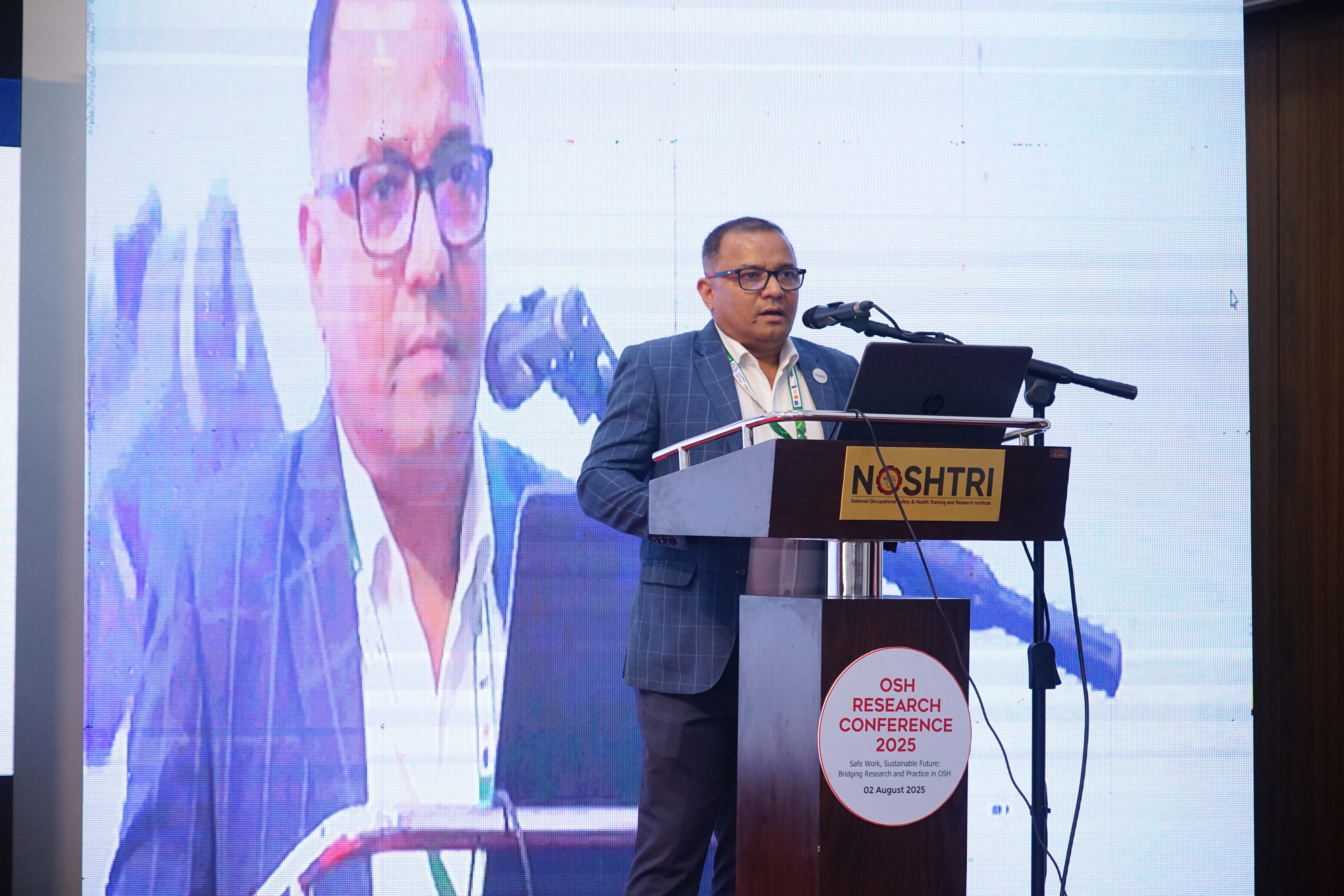 প্রেজেন্টেশন