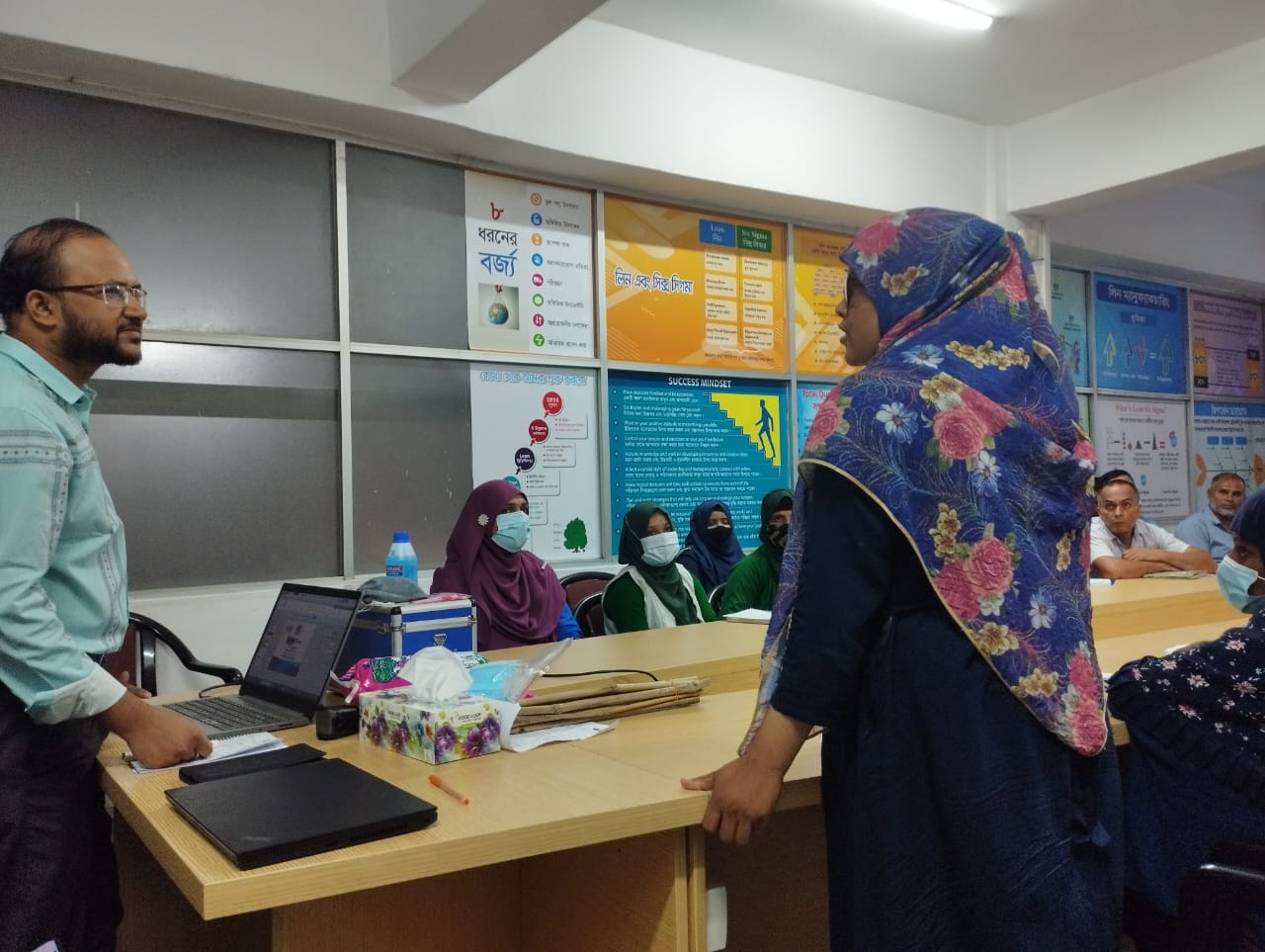 তাত্ত্বিক ক্লাস